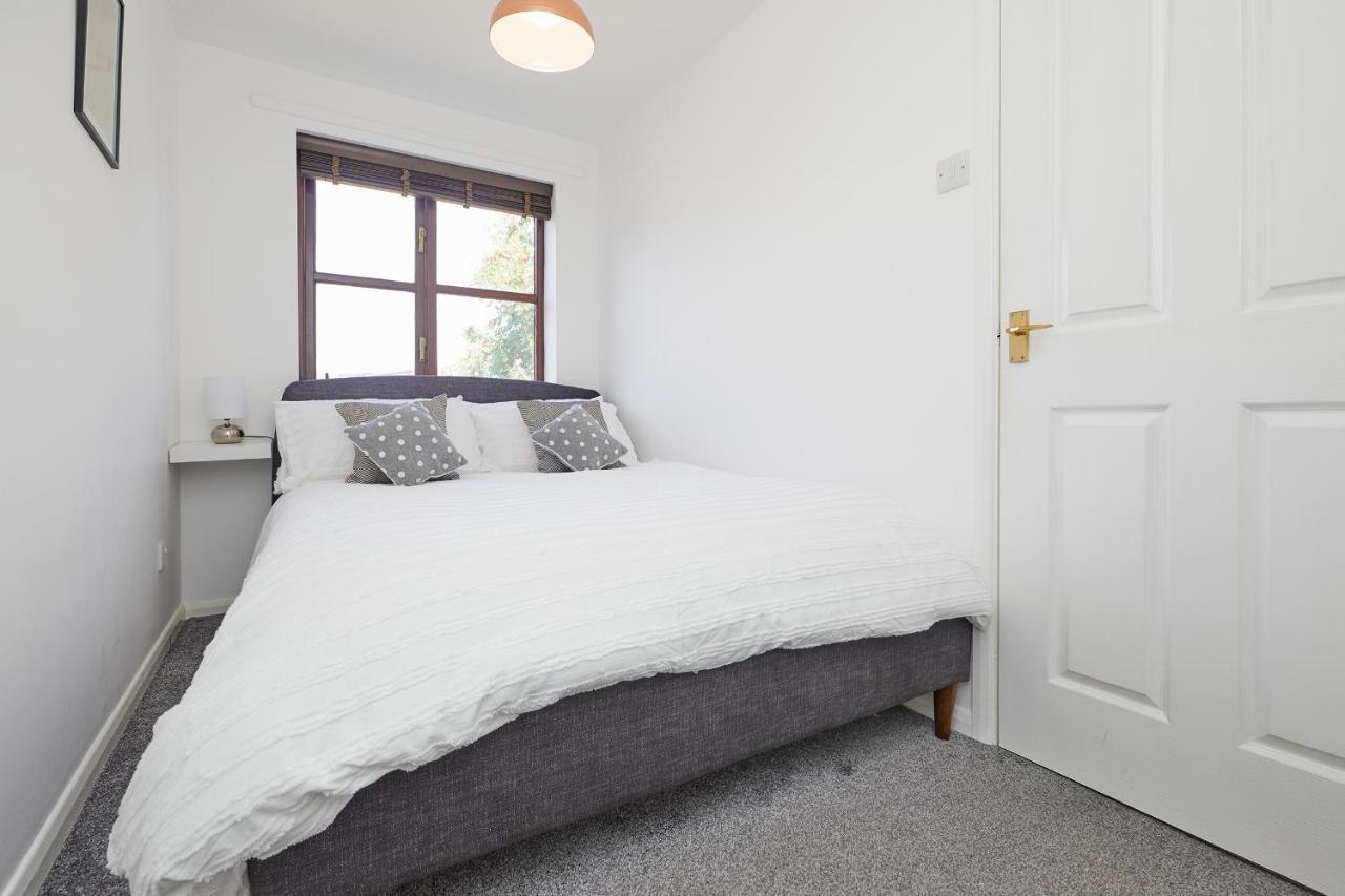 Modern 2 Bed House Near Queens Medical Centre Nottingham Exterior photo