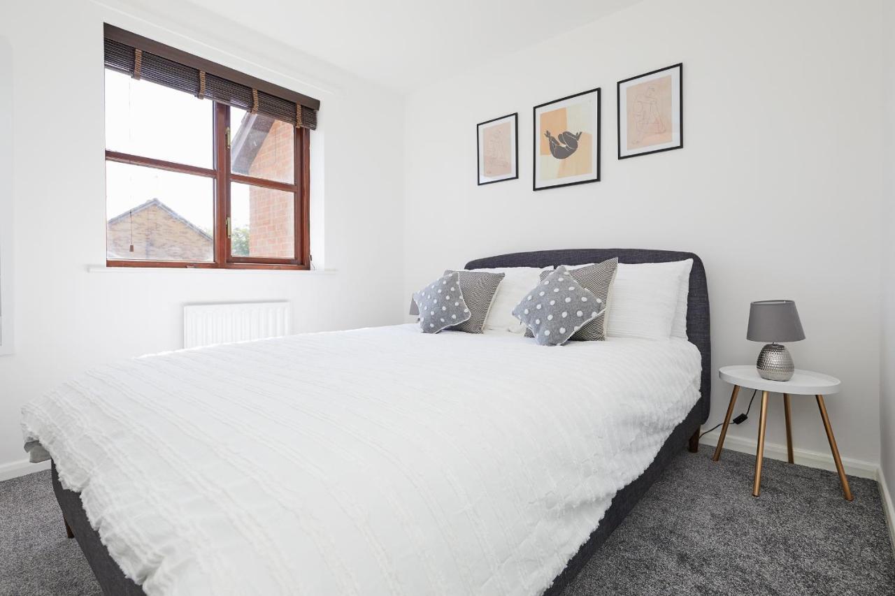 Modern 2 Bed House Near Queens Medical Centre Nottingham Exterior photo